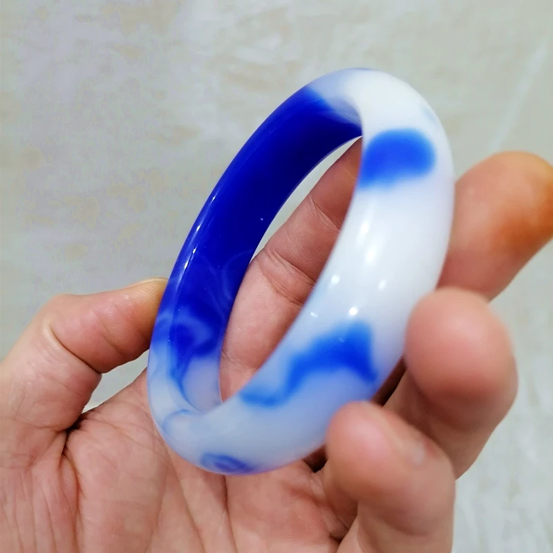 Natural Sea Blue Hand-carved Wide Bar Jade Bracelet Fashion Boutique Jewelry Women Ocean Blue Beauty Bracelet
Natural Sea Blue Hand-carved Wide Bar Jade Bracelet Fashion Boutique Jewelry Women Ocean Blue Beauty Bracelet
