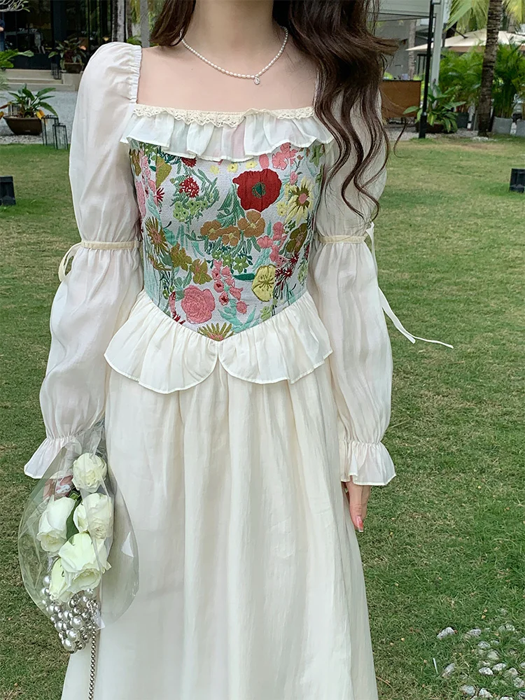 French First Love Sweet Fairy Dress with a Waist Wrapped and Slim Fake Two Square Neck Embroidered
French First Love Sweet Fairy Dress with a Waist Wrapped and Slim Fake Two Square Neck Embroidered