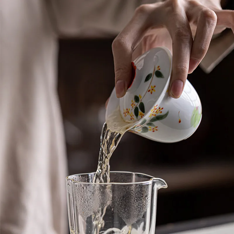 Gaiwan Kung Fu Teacup Porcelain Chinese Hand-Draw Osmanthus Decor Ceramic Drinking Ware
Gaiwan Kung Fu Teacup Porcelain Chinese Hand-Draw Osmanthus Decor Ceramic Drinking Ware