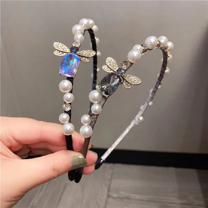 Women Colorful Rhinestone Hairbands Vintage Lady Pearl Bees Headband Outdoors Fashion Headwear All Match Hair Accessories
Women Colorful Rhinestone Hairbands Vintage Lady Pearl Bees Headband Outdoors Fashion Headwear All Match Hair Accessories