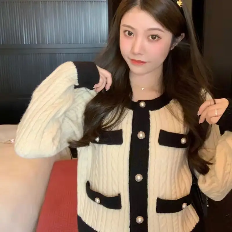 Розовый свитер, короткий вязаный кардиган, женский осенне-зимний свободный небольшой ароматный Дамский ветрозащитный жакет в иностранном стиле, свитер, Топ 
Розовый свитер, короткий вязаный кардиган, женский осенне-зимний свободный небольшой ароматный Дамский ветрозащитный жакет в иностранном стиле, свитер, Топ