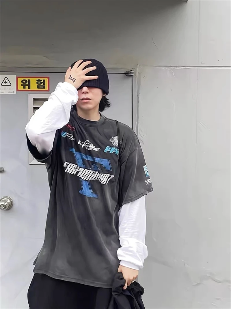 Far archive American washed Vintage short sleeved t-shirt for men and women summer high street loose print Korean fashion label
Far archive American washed Vintage short sleeved t-shirt for men and women summer high street loose print Korean fashion label