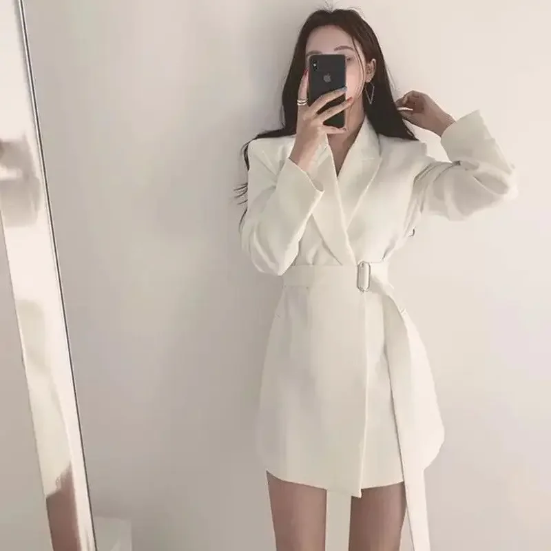 Elegant Solid Color Mid-length Blazer Women with Belt 2023 Autumn Winter Korean Fashion Slim Fit Coats Women Blazers and Jackets
Elegant Solid Color Mid-length Blazer Women with Belt 2023 Autumn Winter Korean Fashion Slim Fit Coats Women Blazers and Jackets