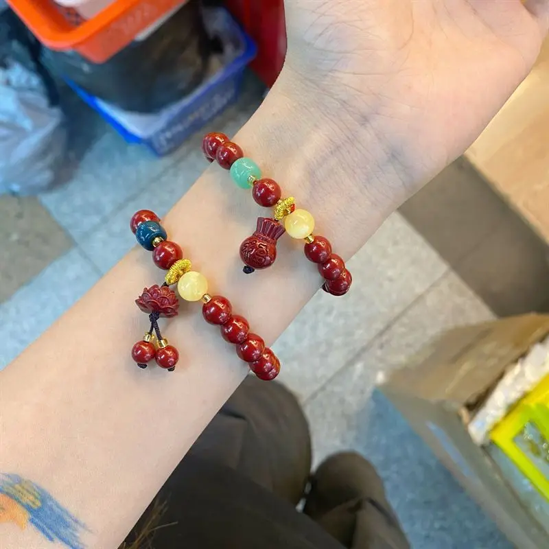 Оригинальный браслет UMQ в национальном стиле Cinnabar Lotus Lucky Beads, браслет со знаками Зодиака, фиолетовый золотой песок, подходит ко всему
Оригинальный браслет UMQ в национальном стиле Cinnabar Lotus Lucky Beads, браслет со знаками Зодиака, фиолетовый золотой песок, подходит ко всему