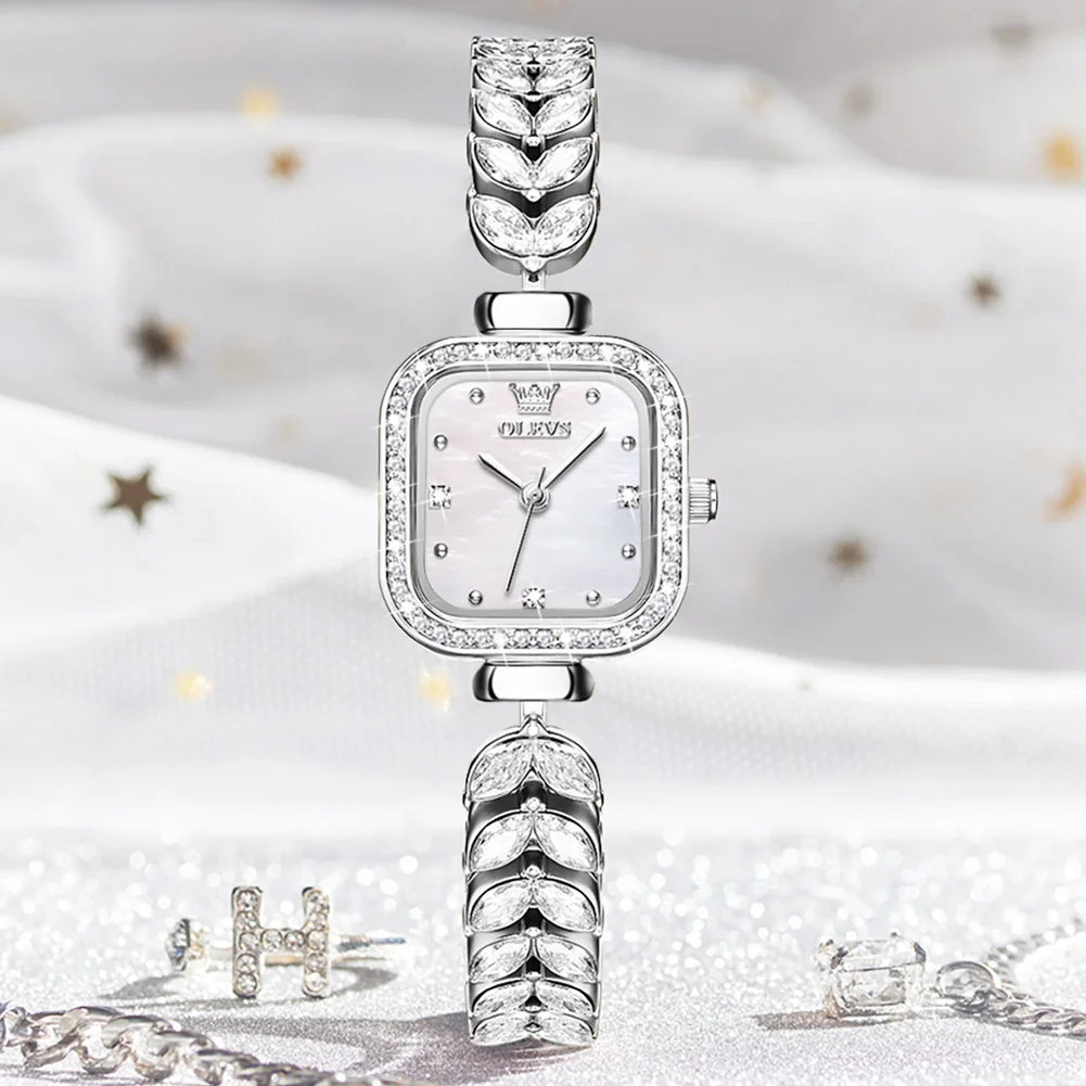 OLEVS Luxury Silver Watch For Women Ladies Casual Crystal Bracelet Quartz Watch Top Brand Creative Gift Relojes Para Mujer
OLEVS Luxury Silver Watch For Women Ladies Casual Crystal Bracelet Quartz Watch Top Brand Creative Gift Relojes Para Mujer