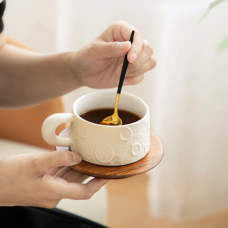 Creative Moon Mug for Breakfast, Milk Cup, Harmless, Home Office Afternoon Tea Latte Coffee Cup with Mat, Exquisite Gift Box Set
Creative Moon Mug for Breakfast, Milk Cup, Harmless, Home Office Afternoon Tea Latte Coffee Cup with Mat, Exquisite Gift Box Set