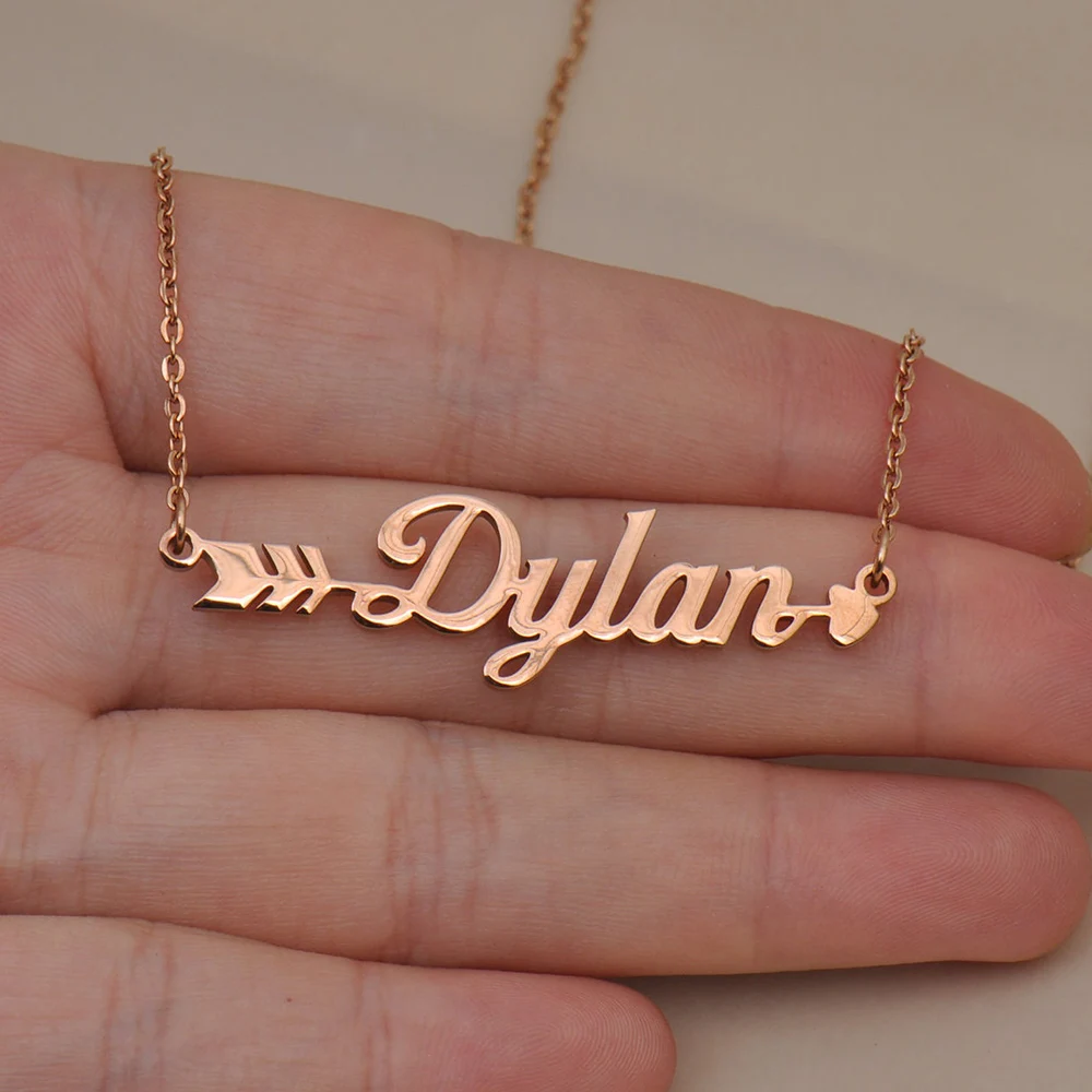 Dainty Name Necklace for Women Personalized Feather Arrow Nameplate Pendant Chain Customized Stainless Steel Jewelry Gift 
Dainty Name Necklace for Women Personalized Feather Arrow Nameplate Pendant Chain Customized Stainless Steel Jewelry Gift