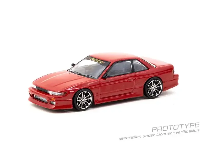 Tarmac работает 1:64 VERTEX Silvia S13 красная металлическая коллекция моделей автомобилей
Tarmac работает 1:64 VERTEX Silvia S13 красная металлическая коллекция моделей автомобилей