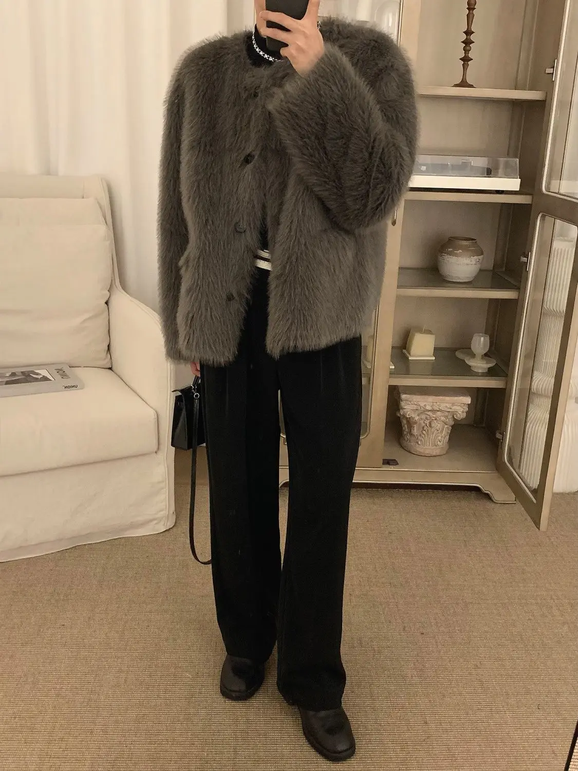 2024 Winter Men's Fur Jacket Korean Version High-end Faux Niche New Environmentally Friendly Trend Coat A212
2024 Winter Men's Fur Jacket Korean Version High-end Faux Niche New Environmentally Friendly Trend Coat A212
