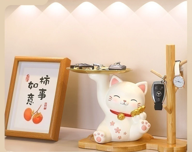 Lucky cat ornaments luxury high-end key porch storage tray decoration gourd branch living room desktop decoration ceremony
Lucky cat ornaments luxury high-end key porch storage tray decoration gourd branch living room desktop decoration ceremony