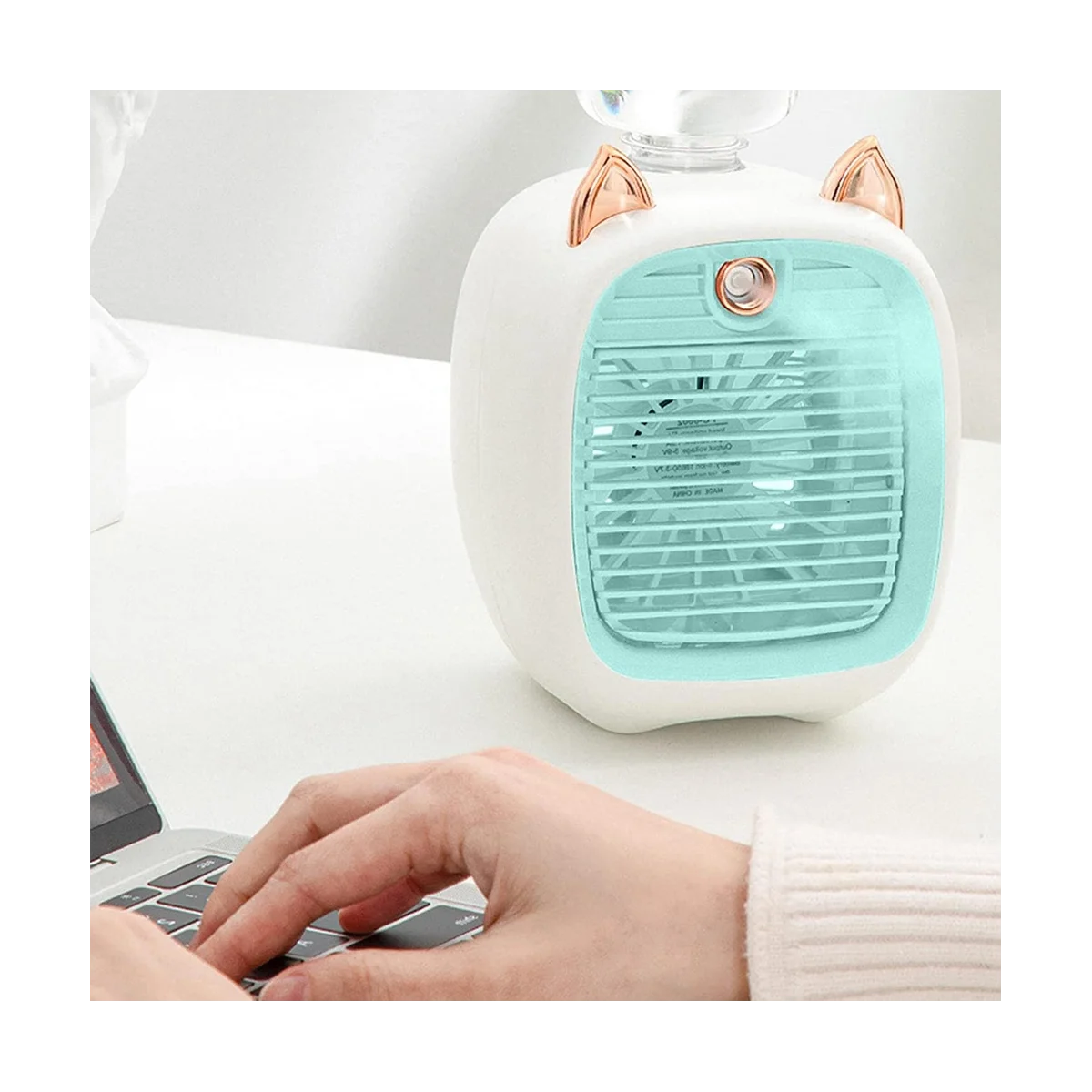 Water Air Conditioning Fan, Mini Fan, USB Fan, Desktop Turbo Spray Humidification Cooler Pink & White
Water Air Conditioning Fan, Mini Fan, USB Fan, Desktop Turbo Spray Humidification Cooler Pink & White