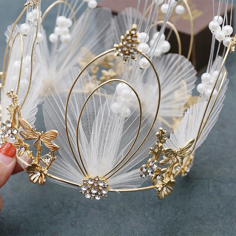 2023 Gold/Silver S/M Pearl Crown Cake Decorative Crystal Pearl Princess Cake Toppers Wedding Birthday Cake Decoration Ornament
2023 Gold/Silver S/M Pearl Crown Cake Decorative Crystal Pearl Princess Cake Toppers Wedding Birthday Cake Decoration Ornament