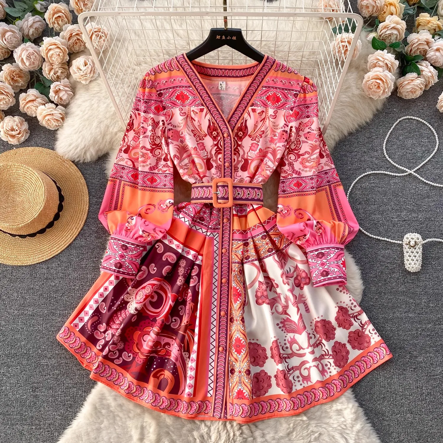 2024 New Fashion Paisley Flower Dress Women's V Neck Long Sleeve Flower Print Buttons Down Sashes Short Mini Boho Vestidos
2024 New Fashion Paisley Flower Dress Women's V Neck Long Sleeve Flower Print Buttons Down Sashes Short Mini Boho Vestidos