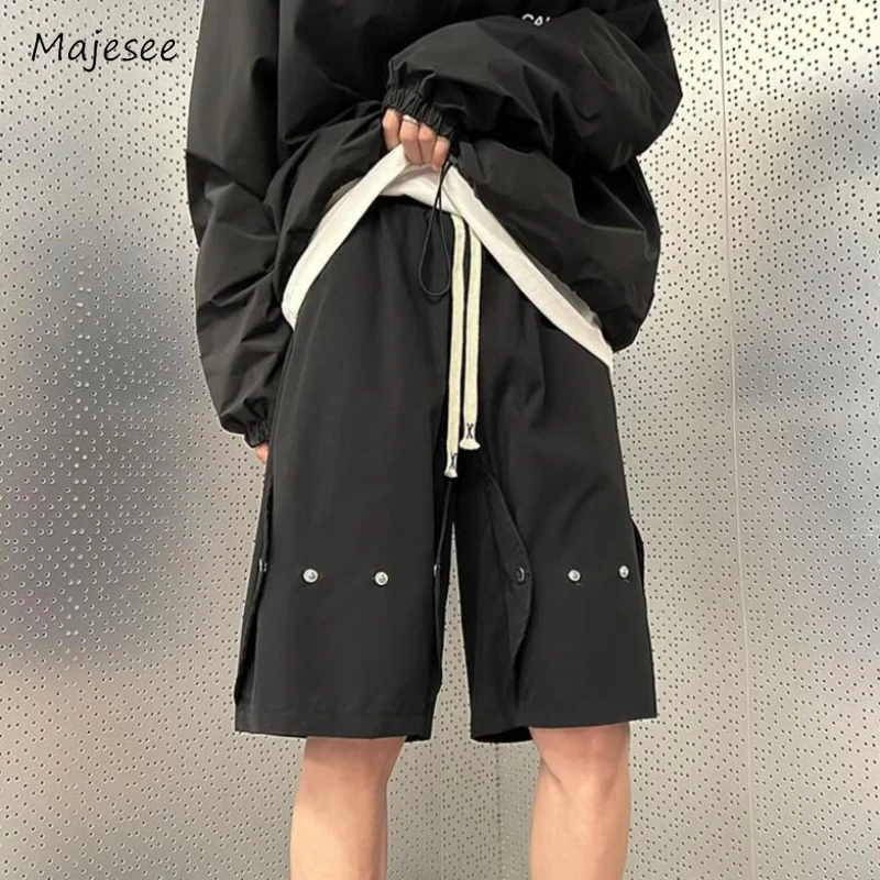 Shorts Men Casual Loose Knee-length Daily Summer Rivet High Street Simple American Style Male Fashion All-match Youthful Chic
Shorts Men Casual Loose Knee-length Daily Summer Rivet High Street Simple American Style Male Fashion All-match Youthful Chic