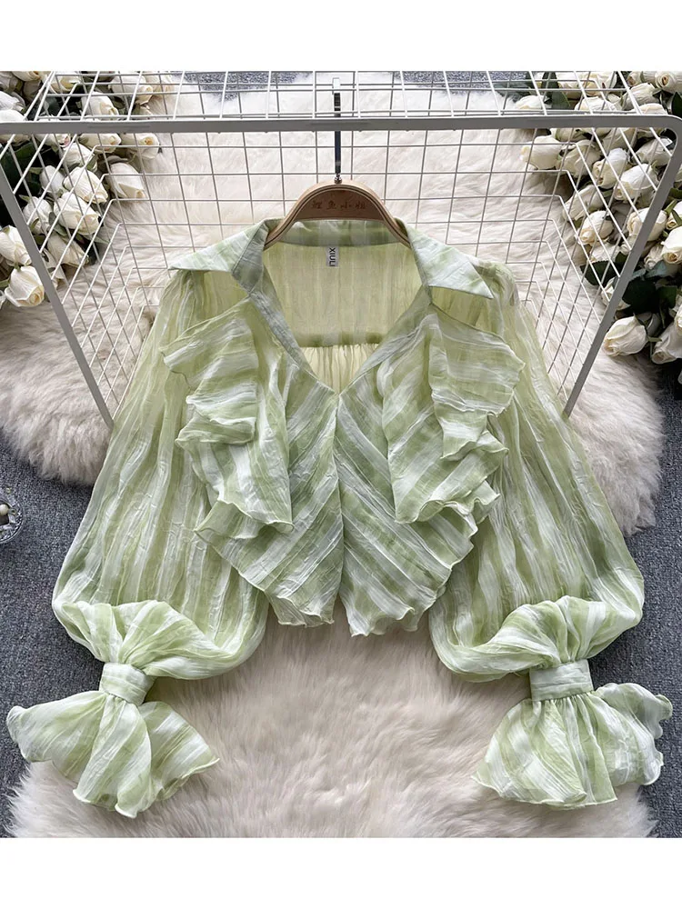 Women Spring Blouse Design Sense Ruffled Edge Slim Fit Versatile French Style Bubble Sleeve Top Chiffon Striped Shirt D5856
Women Spring Blouse Design Sense Ruffled Edge Slim Fit Versatile French Style Bubble Sleeve Top Chiffon Striped Shirt D5856