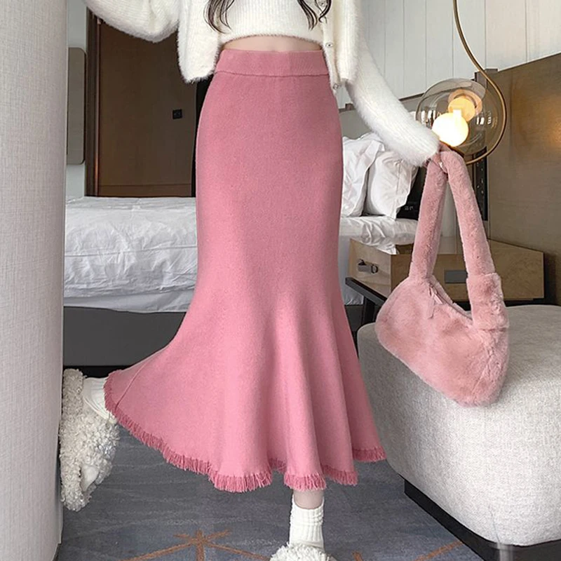 

College Style High Waist Knitted Skirts Women 2023 Autumn Winter Pink Tassel Fishtail Skirt Woman Korean Mid-Length A-Line Skirt