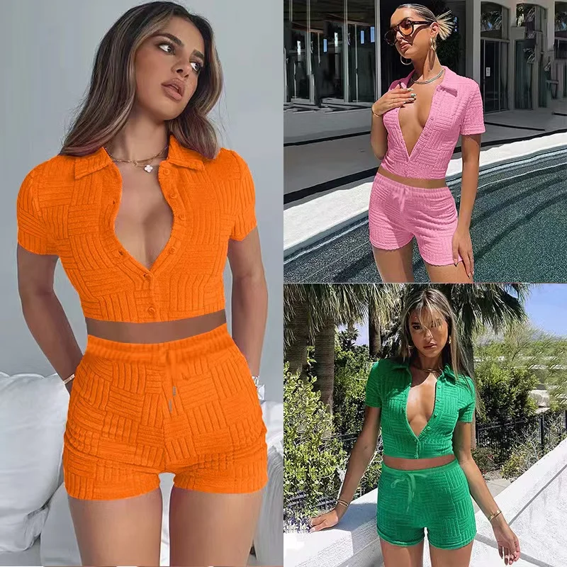 2022 women's two-piece casual summer suit short sleeve button jacquard jacket and slim fitting shorts cover
2022 women's two-piece casual summer suit short sleeve button jacquard jacket and slim fitting shorts cover