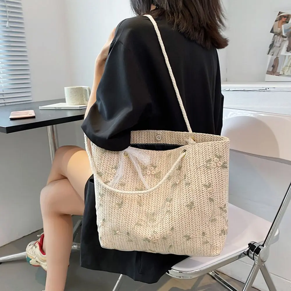 Woven Beach Tote - Large Straw Shoulder Bag with Magnetic Closure 13 S3a60ed3cffaa4d41a51a936866d6de662