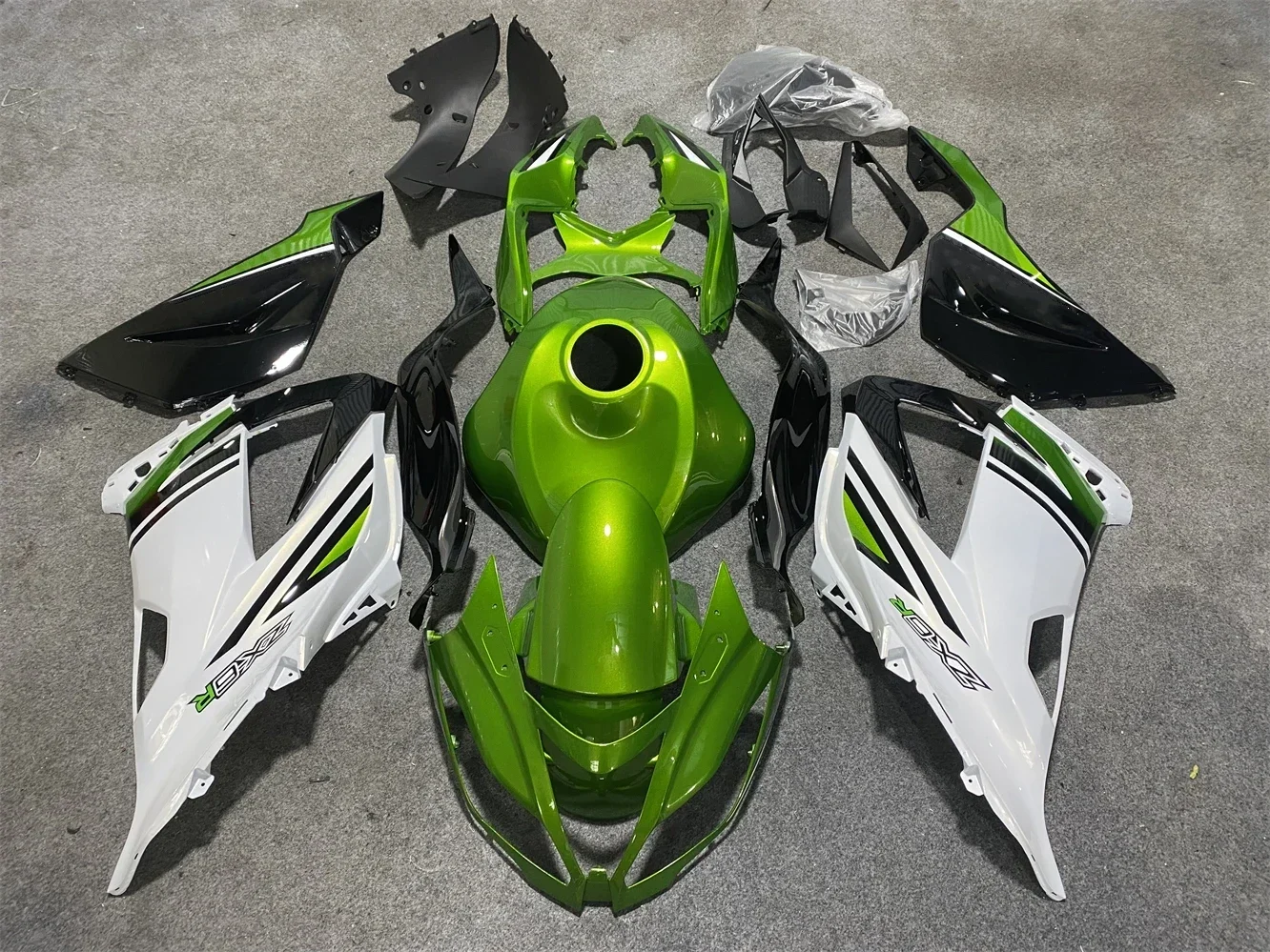New ABS Motorcycle Fairings Kit Fit for kawasaki Ninja ZX6R 636 2013 2014 2015 2016 ZX-6R 13 14 15 16 17 18 fairing
New ABS Motorcycle Fairings Kit Fit for kawasaki Ninja ZX6R 636 2013 2014 2015 2016 ZX-6R 13 14 15 16 17 18 fairing
