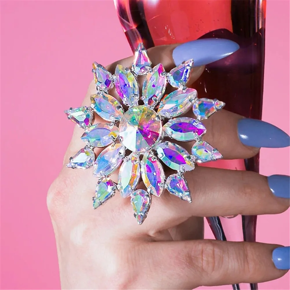 Exaggerated AB Color Crystal Acrylic Large Water Drop Finger Ring for Women Rhinestone Flower Geometric Adjustable Open Rings
Exaggerated AB Color Crystal Acrylic Large Water Drop Finger Ring for Women Rhinestone Flower Geometric Adjustable Open Rings