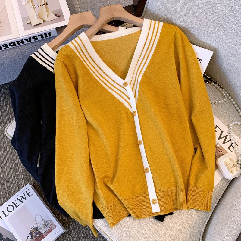 L-4XL Large Cardigan Women 2022 Autumn Winter New Knitted Sweater Single Breasted V-neck Tops Female Knitwear Coats
L-4XL Large Cardigan Women 2022 Autumn Winter New Knitted Sweater Single Breasted V-neck Tops Female Knitwear Coats