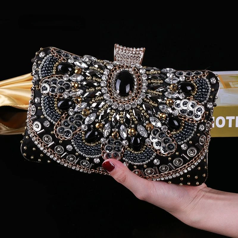 2023 Diamond Women Luxury Clutch Evening Bag Wedding Crystal Ladies Cell Phone Purse Female Wallet for Party Quality Gift Q472
2023 Diamond Women Luxury Clutch Evening Bag Wedding Crystal Ladies Cell Phone Purse Female Wallet for Party Quality Gift Q472