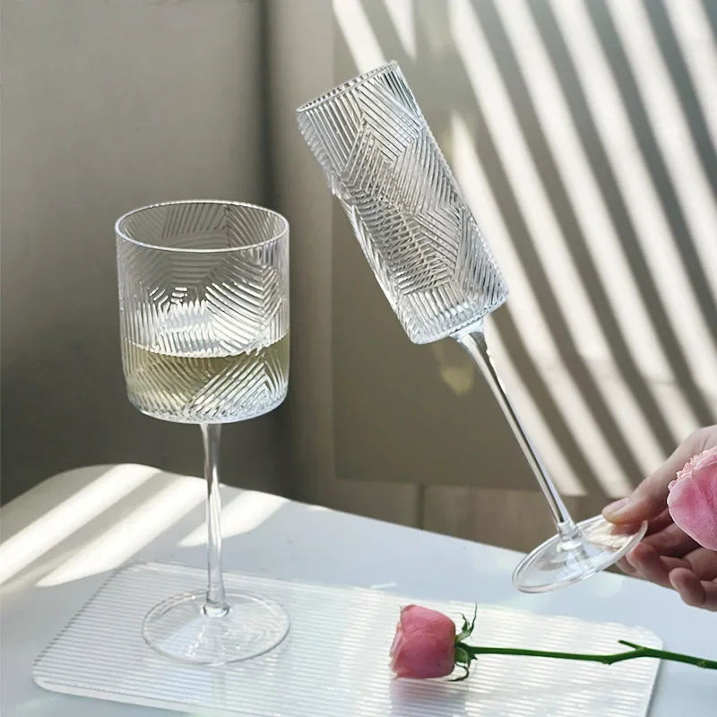

Transparent Textured Goblet Champagne Cocktail Fruit Glass Cup Juice Bubble Cold Drink Household Red Wine Cup kitchen Drinkware