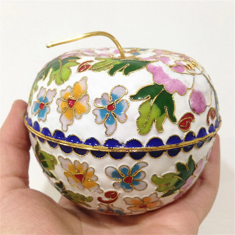 

Chinese Enamel Cloisonne Enamel craft Apple jar is the best Christmas gift. Six colors are available.