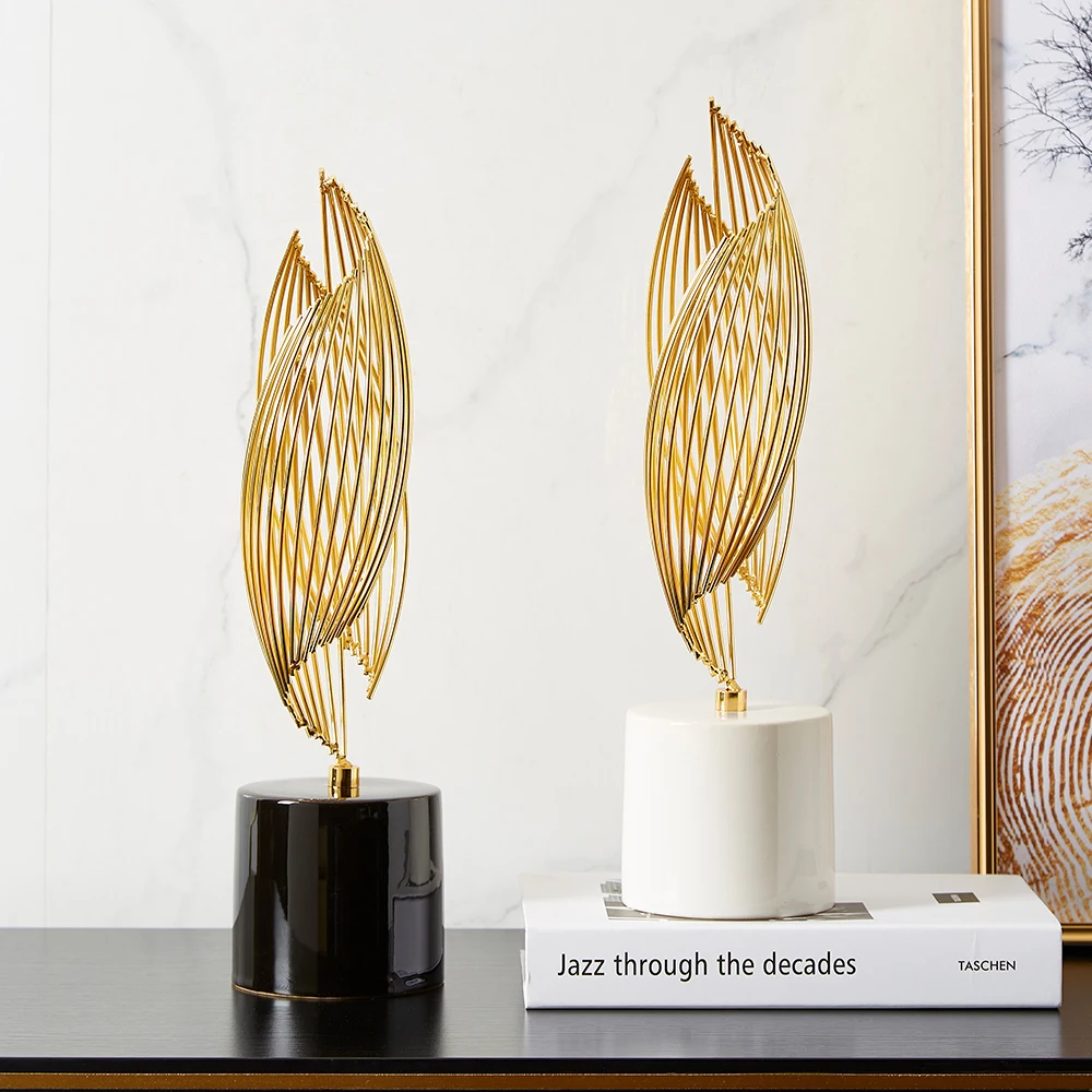Nordic European Style Ginkgo Leaf Desktop Ornaments Crafts Office Desk Wine Cabinet Living Room Art Decoration Figurines Gift
Nordic European Style Ginkgo Leaf Desktop Ornaments Crafts Office Desk Wine Cabinet Living Room Art Decoration Figurines Gift