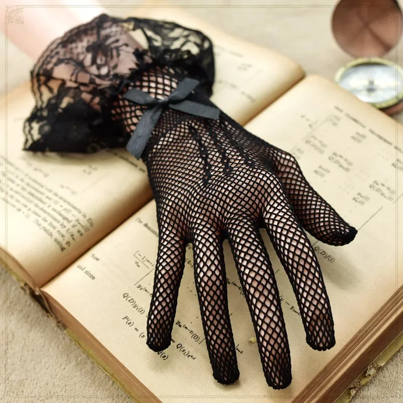 Girls Lolita Lace Hollow Out Gloves Women Ceremony Etiquette Mesh Thin Mittens Gothic Punk Sexy Glove Black White Soft Elastic
Girls Lolita Lace Hollow Out Gloves Women Ceremony Etiquette Mesh Thin Mittens Gothic Punk Sexy Glove Black White Soft Elastic