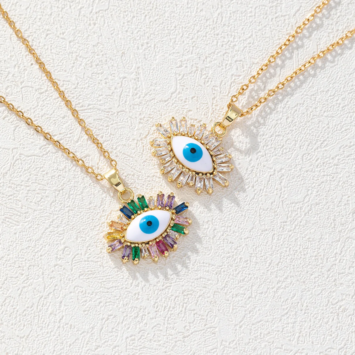 Women's Necklace Plated with 18k Gold Crystal Zircon Enamel Devil's Eye Pendant Vintage Fashion Jewelry Lover Gift
Women's Necklace Plated with 18k Gold Crystal Zircon Enamel Devil's Eye Pendant Vintage Fashion Jewelry Lover Gift