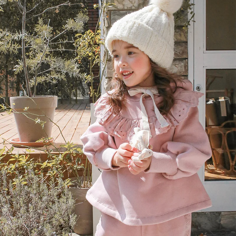 Sweatershirts Autumn Winter Korean Childrens Clothing Flower Edge Hooded Plush Loose Fitting Flower Edge Soild Cotton
Sweatershirts Autumn Winter Korean Childrens Clothing Flower Edge Hooded Plush Loose Fitting Flower Edge Soild Cotton