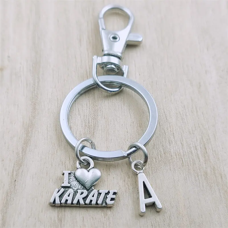 Брелок для ключей с надписью I Love Karate |