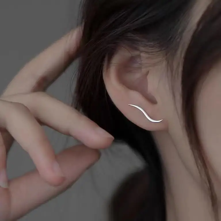 Real 925 Sterling Silver Simple Wave Shape Ear Climbers Hypoallergenic Crawler Earrings Fine Jewelry for Women Girls Drop ship
Real 925 Sterling Silver Simple Wave Shape Ear Climbers Hypoallergenic Crawler Earrings Fine Jewelry for Women Girls Drop ship