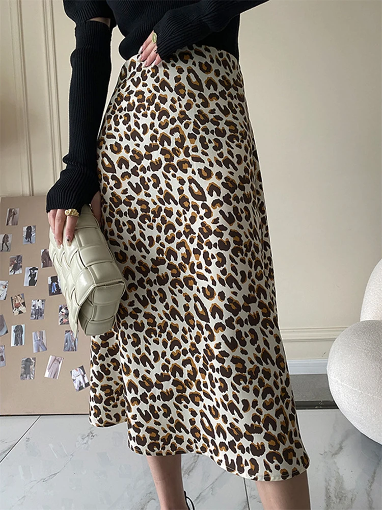ZCSMLL High Waist Leopard Print Chiffon Long Casual A-line Half-body Skirt Women Fashion Tide New Spring Autumn 2022 T8840
ZCSMLL High Waist Leopard Print Chiffon Long Casual A-line Half-body Skirt Women Fashion Tide New Spring Autumn 2022 T8840