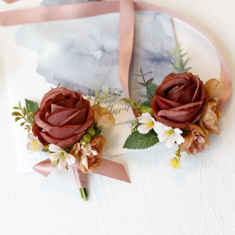 Vintage Rose Flowers Artifical Boutonnieres Wrist Corsage Bridesmaid Groomsmen Marriage Accessories hochzeit zubehör
Vintage Rose Flowers Artifical Boutonnieres Wrist Corsage Bridesmaid Groomsmen Marriage Accessories hochzeit zubehör