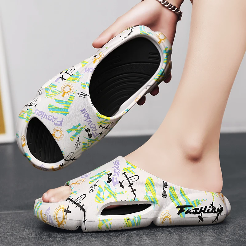 New Summer EVA Slippers Man Family Thick Platform Home Sandals Bathroom Men Slip-Proof Soft Bottom Men Flip Flops Schoenen
New Summer EVA Slippers Man Family Thick Platform Home Sandals Bathroom Men Slip-Proof Soft Bottom Men Flip Flops Schoenen