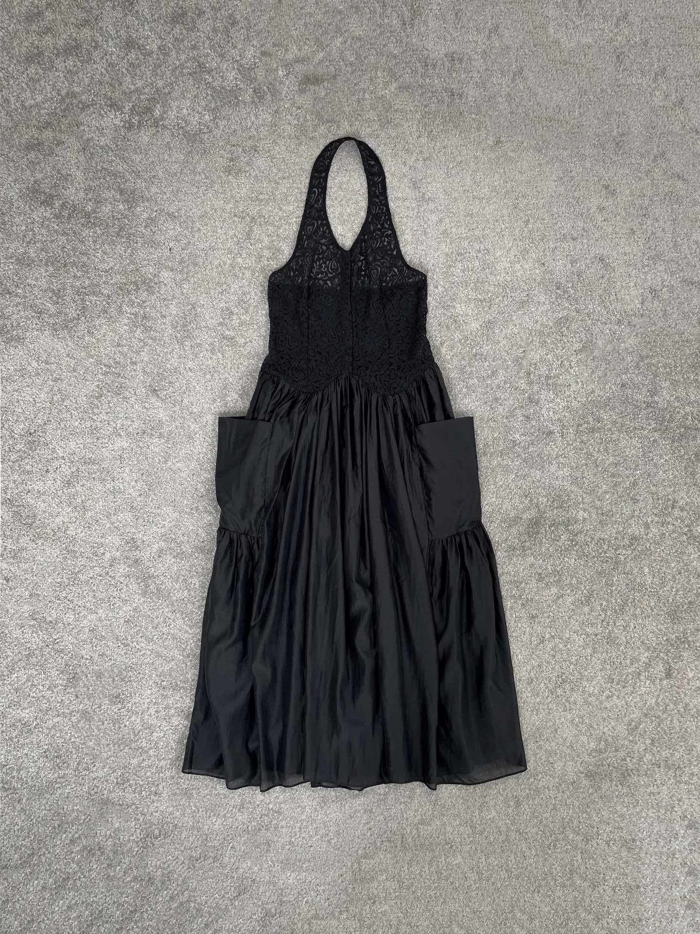 Spring and summer new style stitching classical dress lace stitching comfortable light casual romantic
Spring and summer new style stitching classical dress lace stitching comfortable light casual romantic