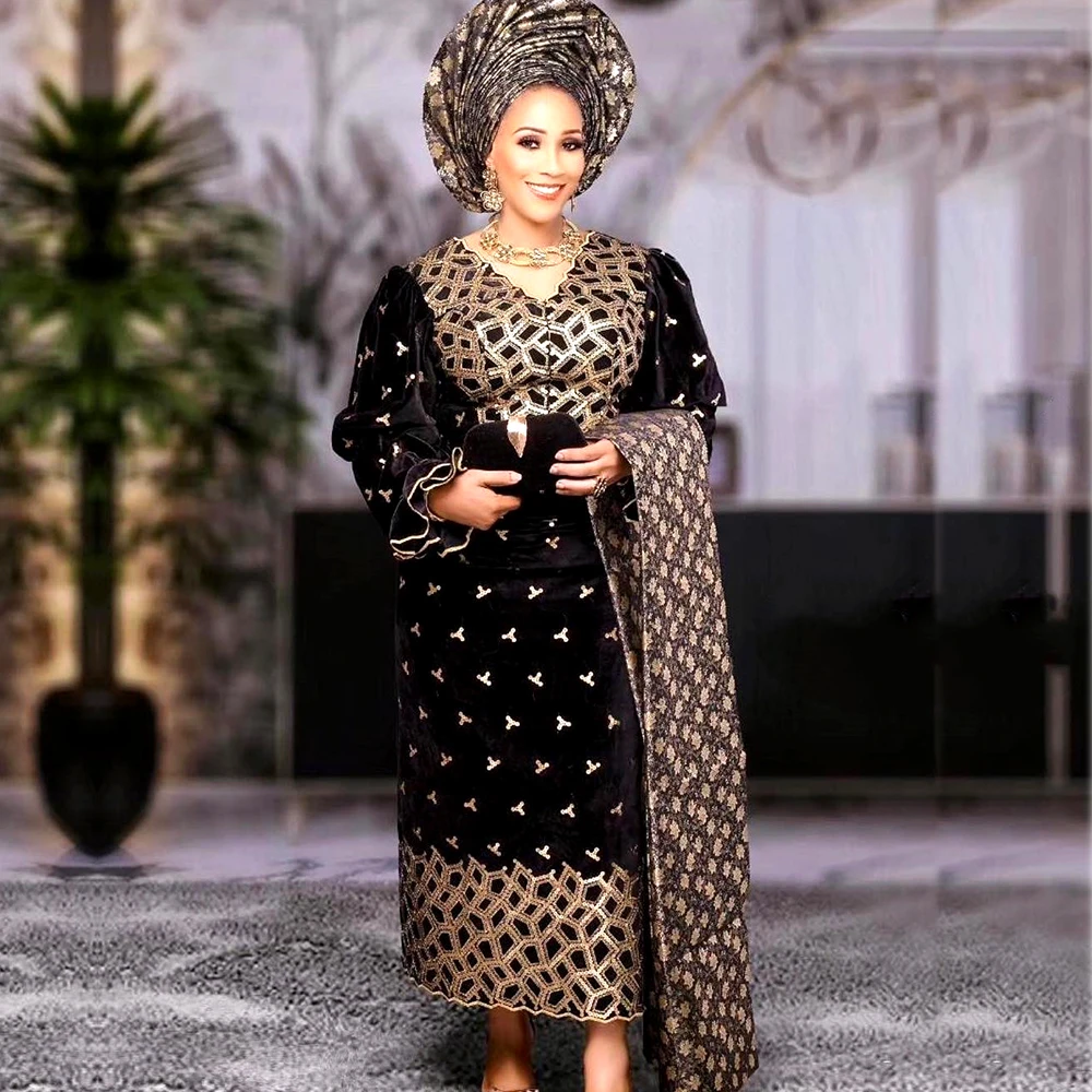 Newest African Luxury Guipure Velvet Lace Fabric 5 Yards 2023 Nigerian Embroidery Sequins Lace Material Hand cut Cotton Fabric
Newest African Luxury Guipure Velvet Lace Fabric 5 Yards 2023 Nigerian Embroidery Sequins Lace Material Hand cut Cotton Fabric