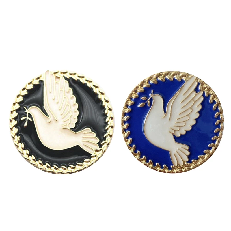 

Alloy Couples Lapel Pin Peace Doves Design Shaped Punk Romantic Goth Christmas Badges Brooches Pins for Backpacks