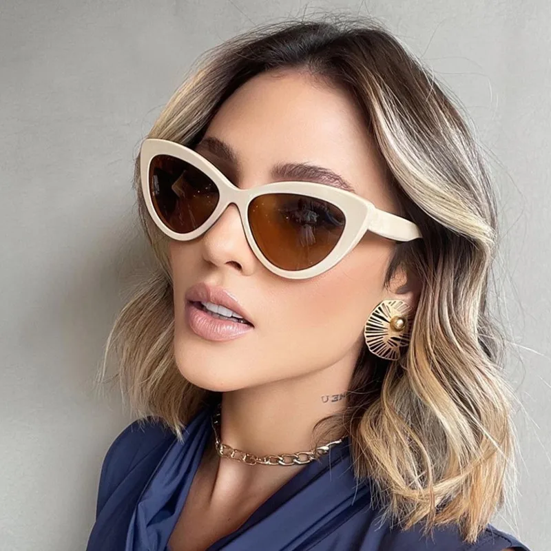 2023 Fashion Women's Sexy Cat Eye Glasses Sunglasses Men's Luxury Brand Outdoor Leisure Travel Eye Protection Glasses UV400
2023 Fashion Women's Sexy Cat Eye Glasses Sunglasses Men's Luxury Brand Outdoor Leisure Travel Eye Protection Glasses UV400