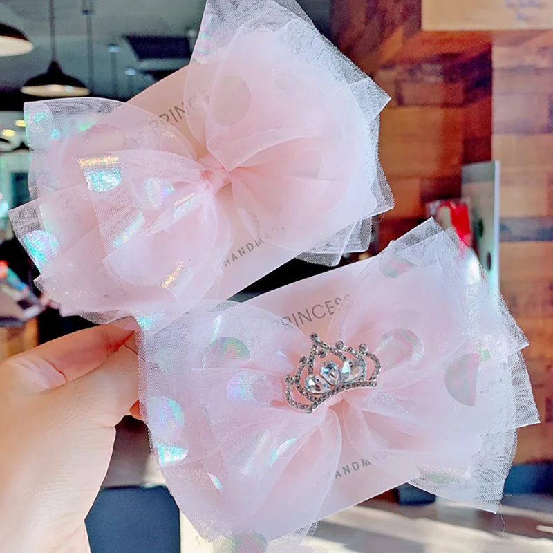 6inch Super Soft Dot Mesh Hair Bows Crystal Rhinestone Crown Girls Hair Clips Adorable Princess Birthday Party Hair Accessories 
6inch Super Soft Dot Mesh Hair Bows Crystal Rhinestone Crown Girls Hair Clips Adorable Princess Birthday Party Hair Accessories