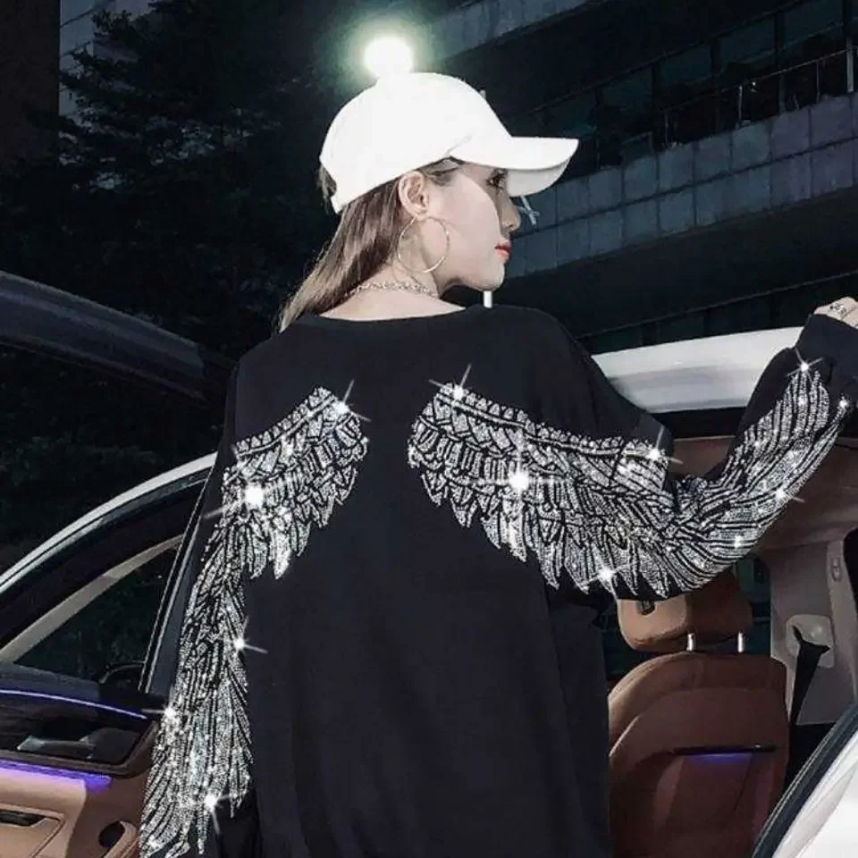 Tshirt Loose Rhinestone Glitter Black 2023 Woman T-shirt Grunge Clothing Top for Women Sequin Y2k Japanese Streetwear Emo O Tee
Tshirt Loose Rhinestone Glitter Black 2023 Woman T-shirt Grunge Clothing Top for Women Sequin Y2k Japanese Streetwear Emo O Tee