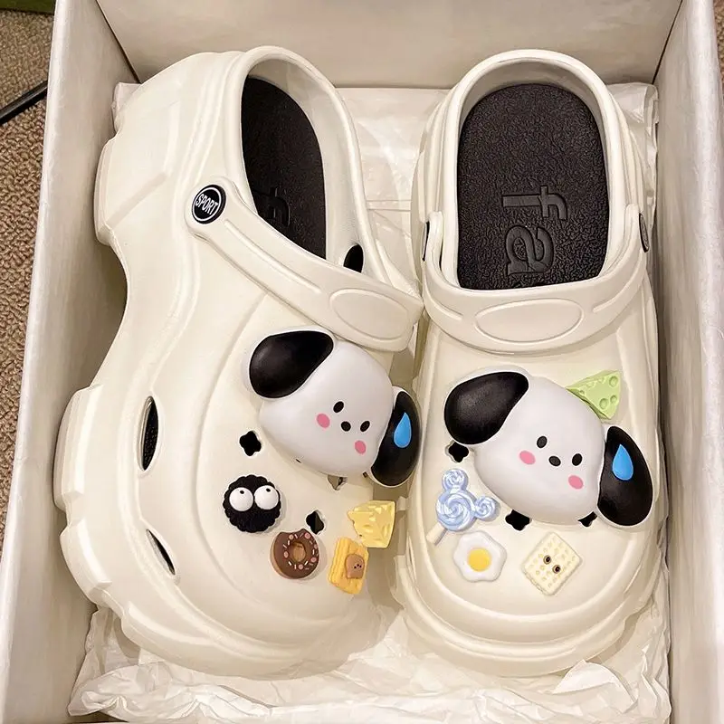 Anime Sanrio Pochacco Clogs Summer Kawaii Fashion Sandal Y2K Cute Non-Slip Thickened Sole Flat Shoes Slipper Girls Birthday Gift
Anime Sanrio Pochacco Clogs Summer Kawaii Fashion Sandal Y2K Cute Non-Slip Thickened Sole Flat Shoes Slipper Girls Birthday Gift