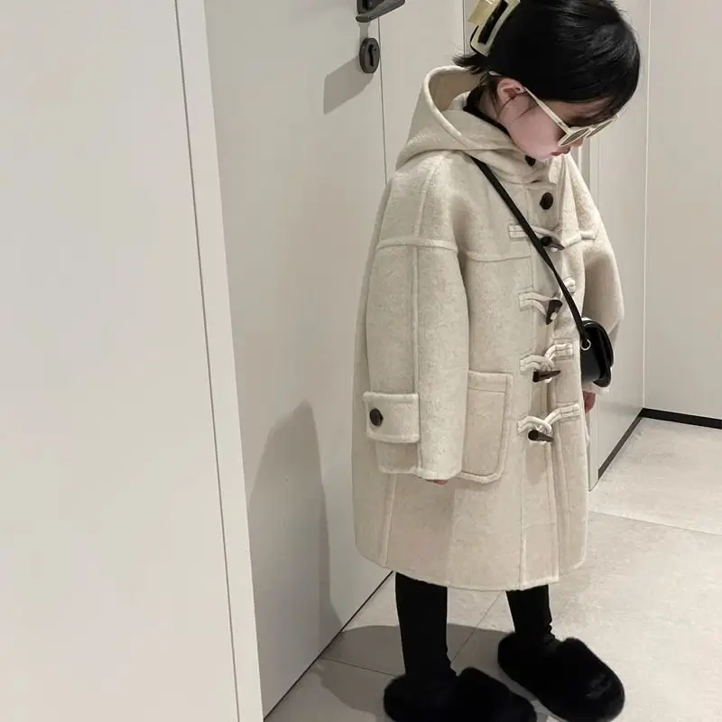 Girls Coat Top Childrens Woolen Coat Winter The Latest Medium Long Woolen Red Fashion Korean Style Casual Simple All-match Top
Girls Coat Top Childrens Woolen Coat Winter The Latest Medium Long Woolen Red Fashion Korean Style Casual Simple All-match Top