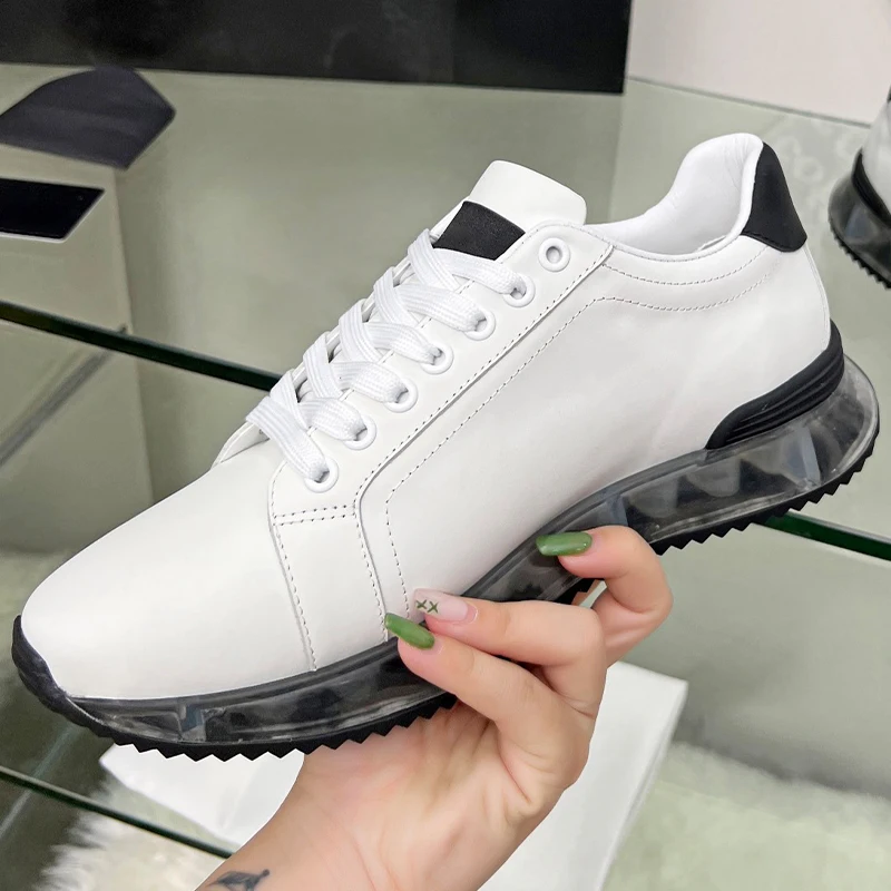 Autumn Leisure Shoes Female New Concise Style Height Increasing Sneakers Non-slip Lace-up Thick Bottom Lovers Loafers
Autumn Leisure Shoes Female New Concise Style Height Increasing Sneakers Non-slip Lace-up Thick Bottom Lovers Loafers