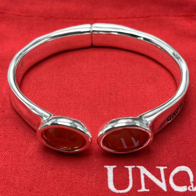 2023 New UNOde50 Hot Selling European and American Fashion Exquisite Gem Bracelet Women's Romantic Jewelry Gift Bag
2023 New UNOde50 Hot Selling European and American Fashion Exquisite Gem Bracelet Women's Romantic Jewelry Gift Bag