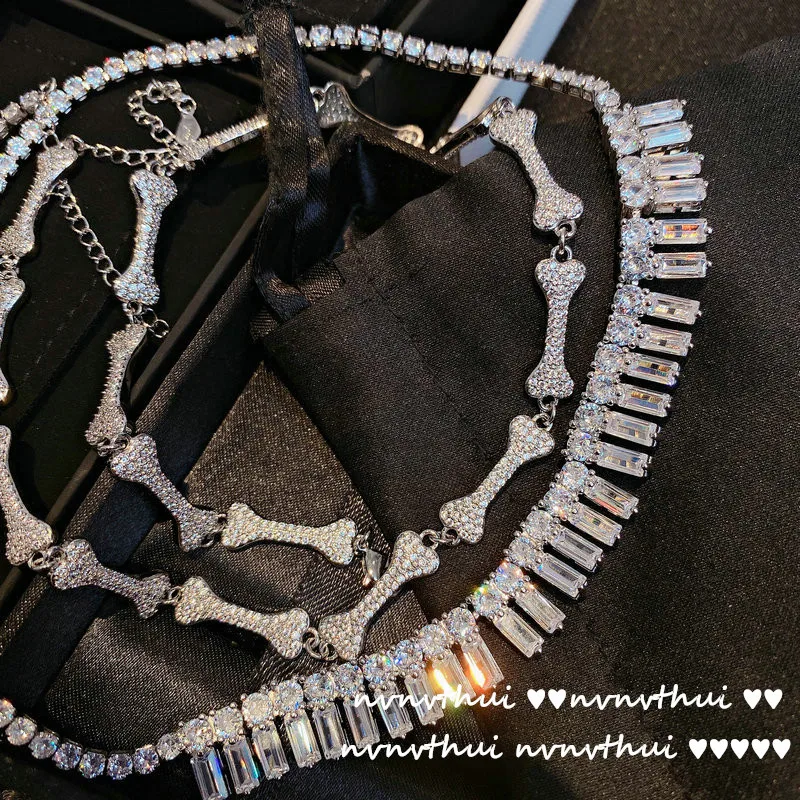 

Bright Gem Tassel Necklace 18K Gold Plating Bone Necklace Rectangular Ladder Zirconium Necklace Banquet Full Diamond Choker