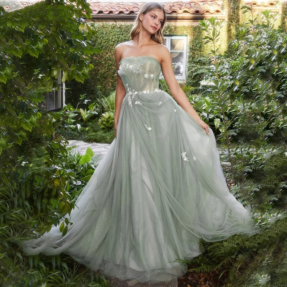 Exquisite Green Evening Dress Sweetheart Sleeveless A-Line Party Prom Gowns Appliques Lace Backless Formal Occasion فساتين سهره
Exquisite Green Evening Dress Sweetheart Sleeveless A-Line Party Prom Gowns Appliques Lace Backless Formal Occasion فساتين سهره