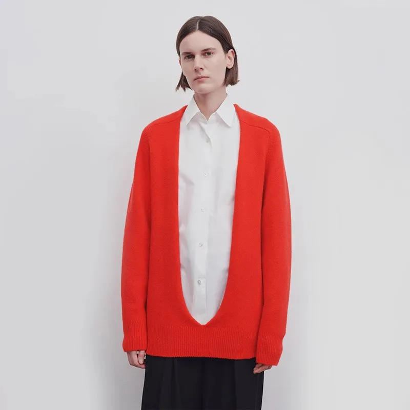 The Row Deep V-neck Wool Sweater Women 2023 Spring and Autumn New Commuter Red French Long-sleeved Knitted Cardigan Womenswear
The Row Deep V-neck Wool Sweater Women 2023 Spring and Autumn New Commuter Red French Long-sleeved Knitted Cardigan Womenswear